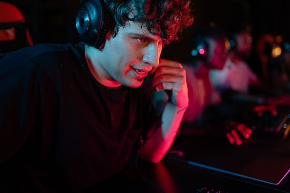 A professional esports player demonstrating precise crosshair placement in a competitive game, highlighting strategic aiming.